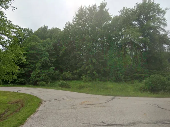 Ashton Trl, Chardon, OH 44024