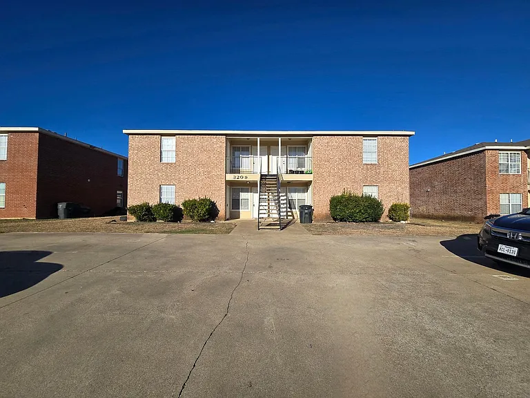 3209 Toledo Dr #A — Photo 1