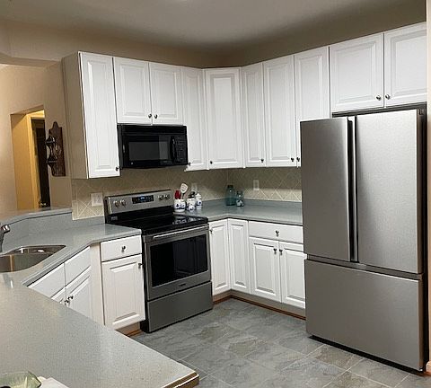 3rd image of 700 Cattail Cv Unit 202