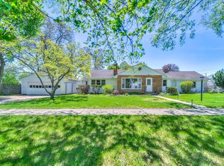 1115 Oakdale Ave, Jackson, MI 49203