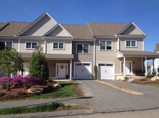 106 Woodview Way, Manchester, NH 03102