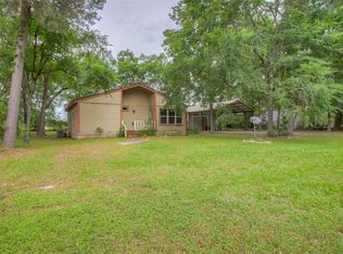 81 Westlake Rd, Trinity, TX 75862