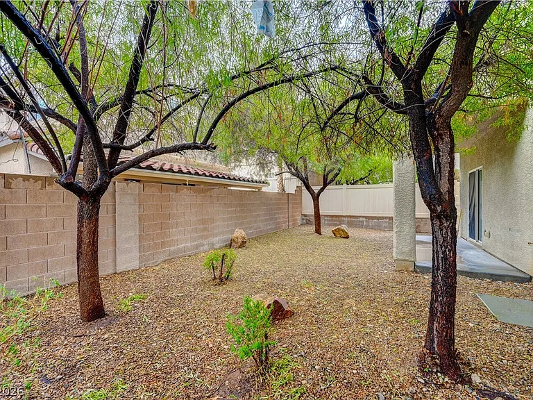 9185 Wild Briar Ln #NA — Photo 45