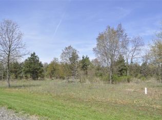 3 Coyote Trl, Belding, MI 48809
