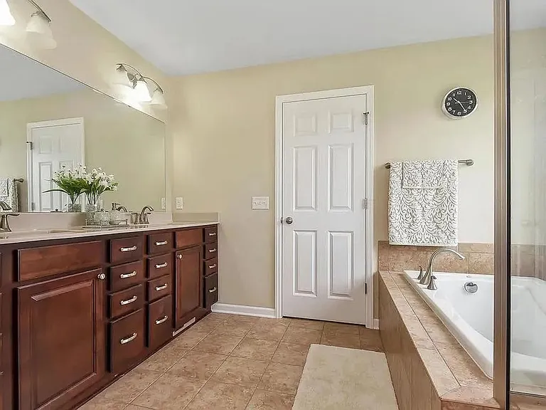15739 Evergreen Ave — Photo 19