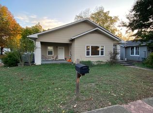 2422 E 12th St, Chattanooga, TN 37404