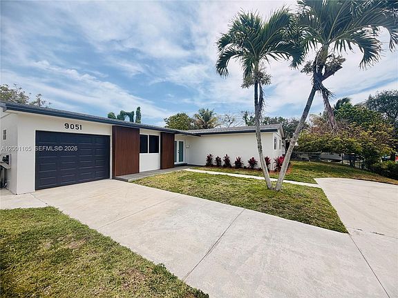 5th image of 9051 SW 200th St
