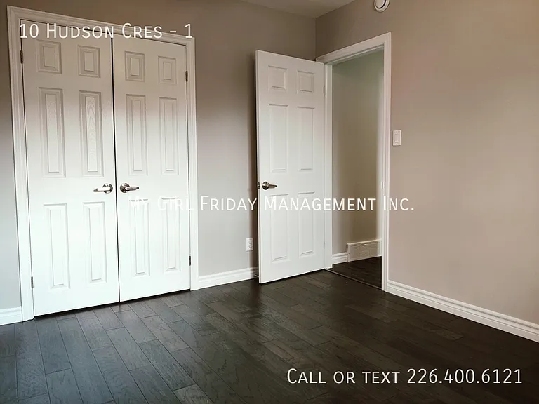 10 Hudson Cres #1 — Photo 17