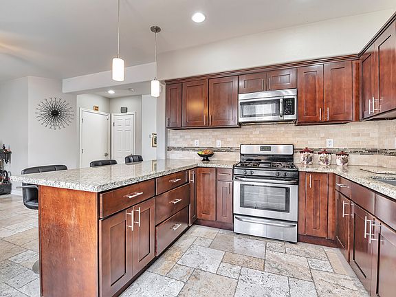 2nd image of 11142 Ivy Hill Dr