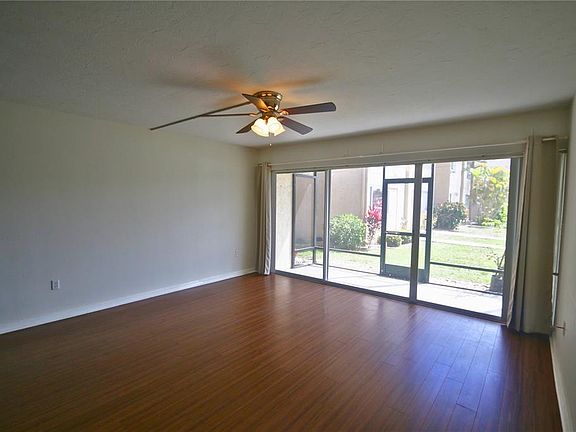 5th image of 2938 Clark Rd APT 103