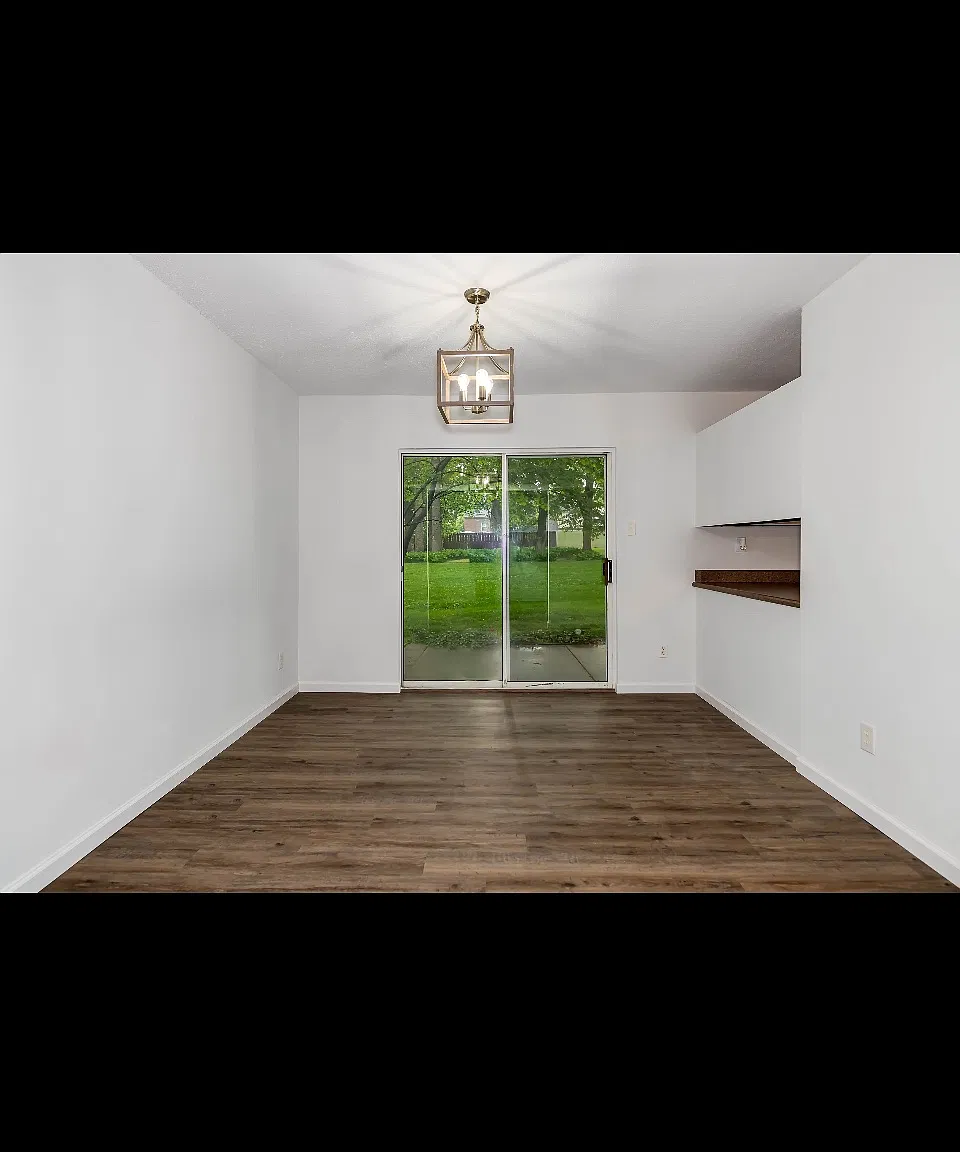 3 bed, 1.5 bath, 1300 sqft, $1,850 — Photo 4