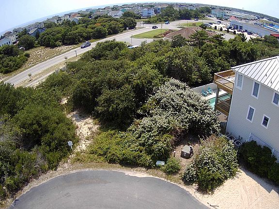 4th image of 824 S Point Ct Lot 282