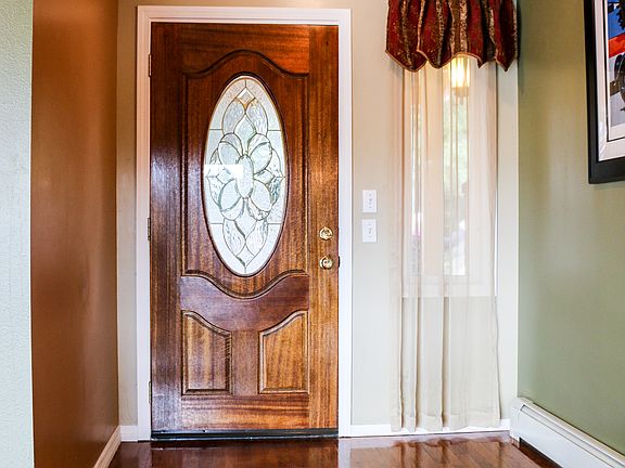 4th image of 6421 Shady Ln SE