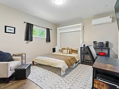 714 Dyer St_Studio 4