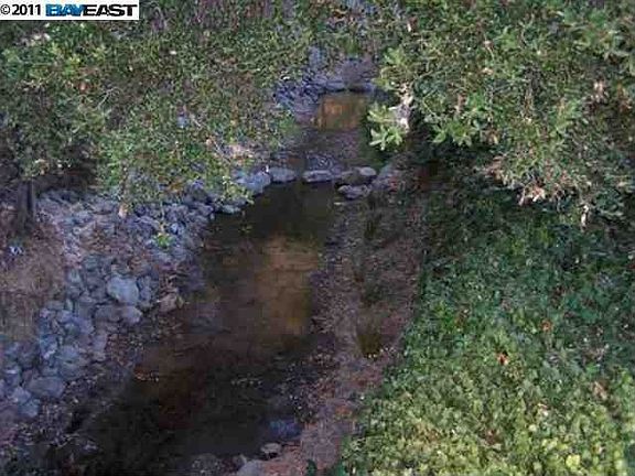 2nd image of 21422 Tanglewood Dr