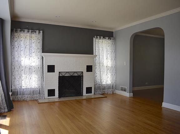 2nd image of 1132 Manchester Ave