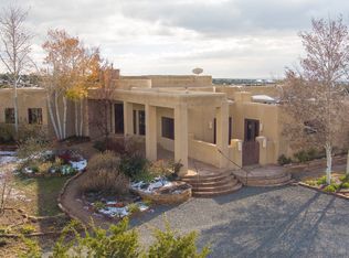 44 Vereda Serena Rd, Santa Fe, NM 87508