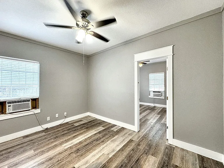 321 N Chupaderas St #101 — Photo 5