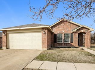 16737 Woodside Dr, Justin, TX 76247