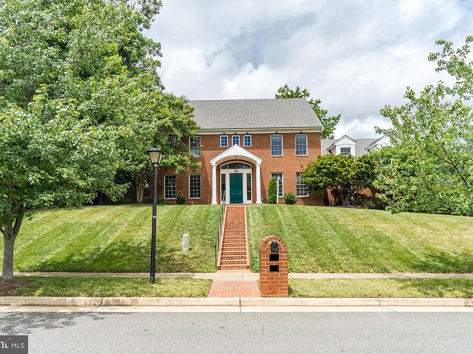 1st image of 1007 Cadmus Dr