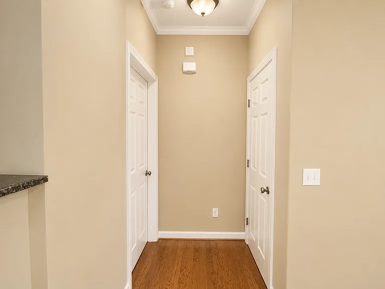 899 Magnolia Ct — Photo 12