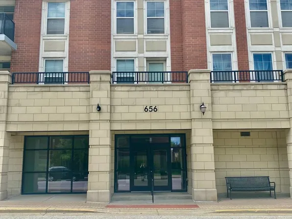 656 Pearson St Unit 608C, Des Plaines, IL 60016