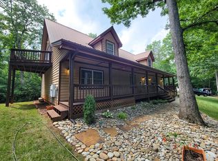 45 Country Rdg, Franklin, NC 28734