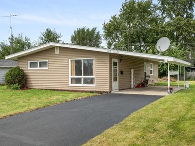 323 Kingswood Dr, North Aurora, IL, 60542