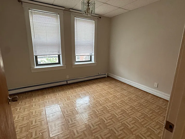 721 Kennedy Blvd — Photo 3