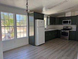 3rd image of 20221 Telford Ave
