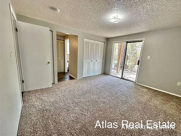 461 El Paso Blvd #J — Photo 5