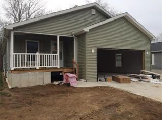 67 Patriots Dr, Westfield, MA 01085