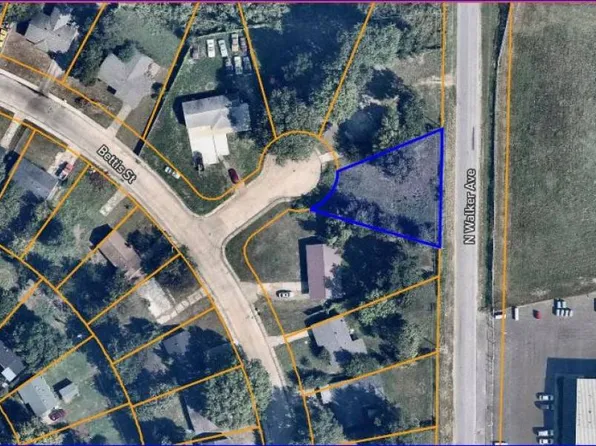 221 Bettis St, West Memphis, AR 72301