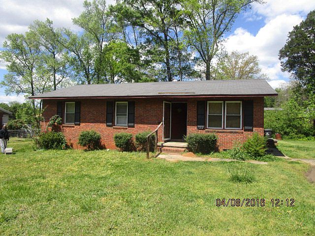 1st image of 132 Adams Dr