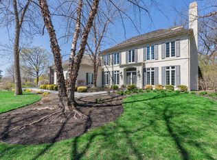 1090 Longmeadow Ln, Lake Forest, IL 60045