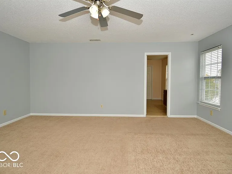 15208 Radiance Dr — Photo 46