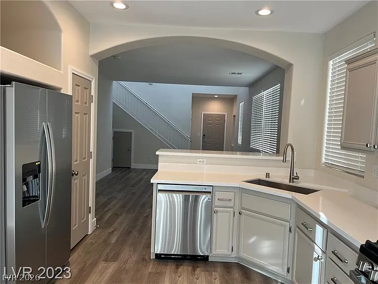 341 Sonoma Valley St — Photo 11