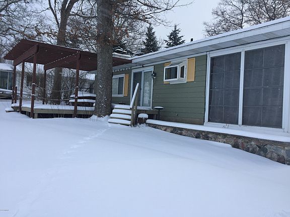 4th image of 8895 S Park Blvd