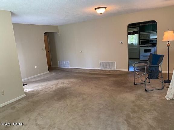 3rd image of 3318 1/2 E Zora St