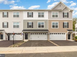 157 Copperleaf Dr, Mechanicsburg, PA 17050