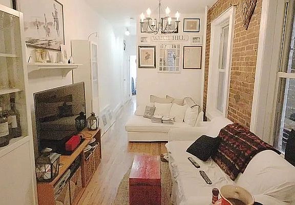 3rd image of 43 Jane St #4S