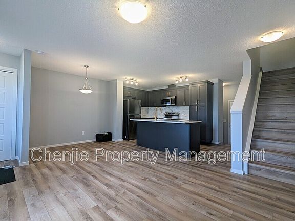3rd image of 980 Stillwater Blvd NW