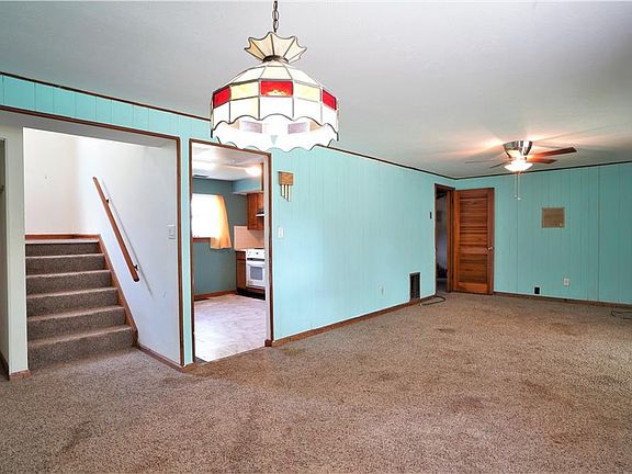 5th image of 2180 Marhofer Ave