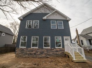 169 S 1st St #A, Lindenhurst, NY 11757