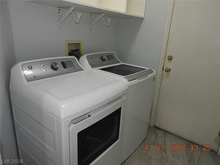 4533 Chestnut Blaze Dr — Photo 28