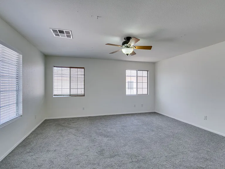 5025 Glittering Star Ct N — Photo 43
