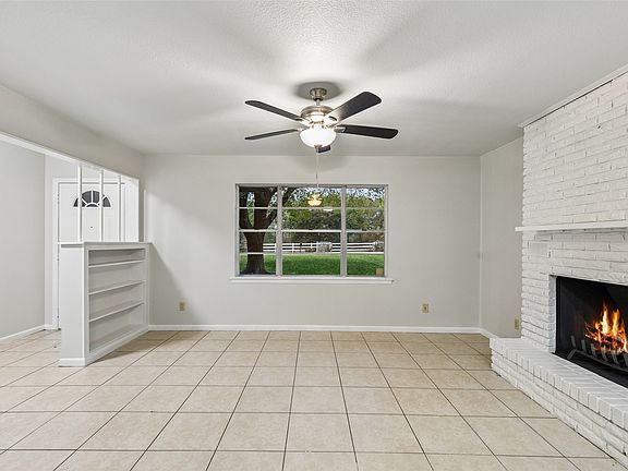 3rd image of 3159 Southlake Park Rd