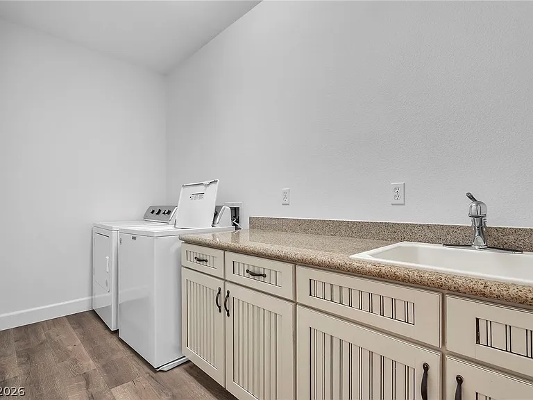11280 Granite Ridge Dr #1037 — Photo 32