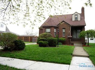 908 W Gramercy Ave, Toledo, OH 43612