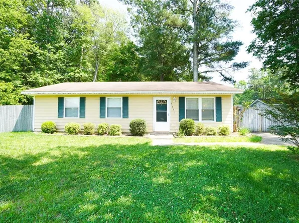 5652 Person St, Suffolk, VA 23435